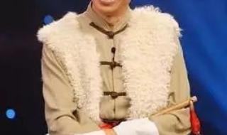 合唱桃花红杏花白原唱 石占明桃花红杏花白